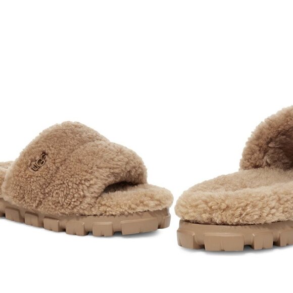 UGG Women's Fluffy Tan Slides - Picture 1 of 8